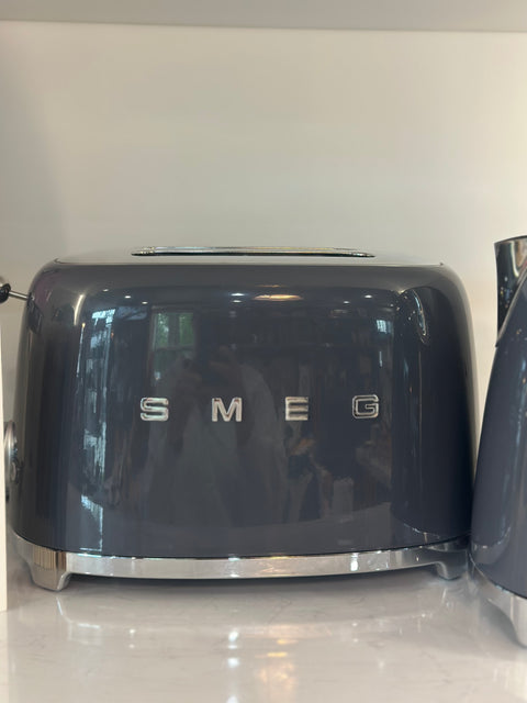 SMEG 2-Slice Toaster