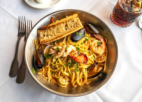 DATE NIGHT: Seafood Fra Diavolo