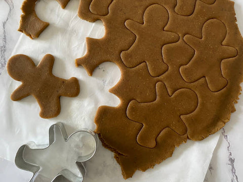 Adult + Kid: Gingerbread Cookie Decorating