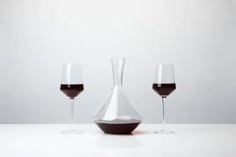 Viski - Raye™ Angled Crystal Decanter & Wine Glasses Set - Set of 3