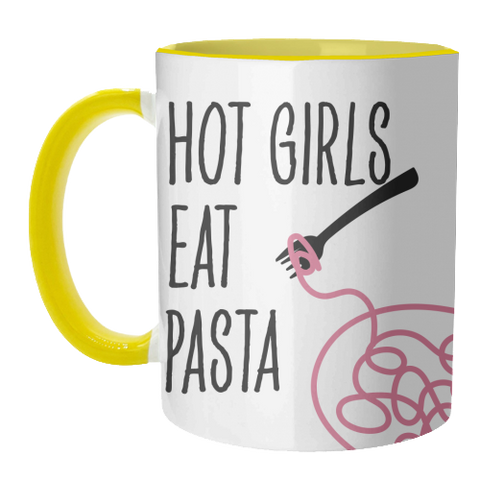 Mugs 'Hot Girls Eat Pasta'