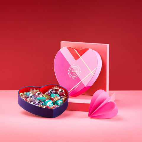 Venchi Chocolate: VALENTINE LARGE HEART GIFT BOX